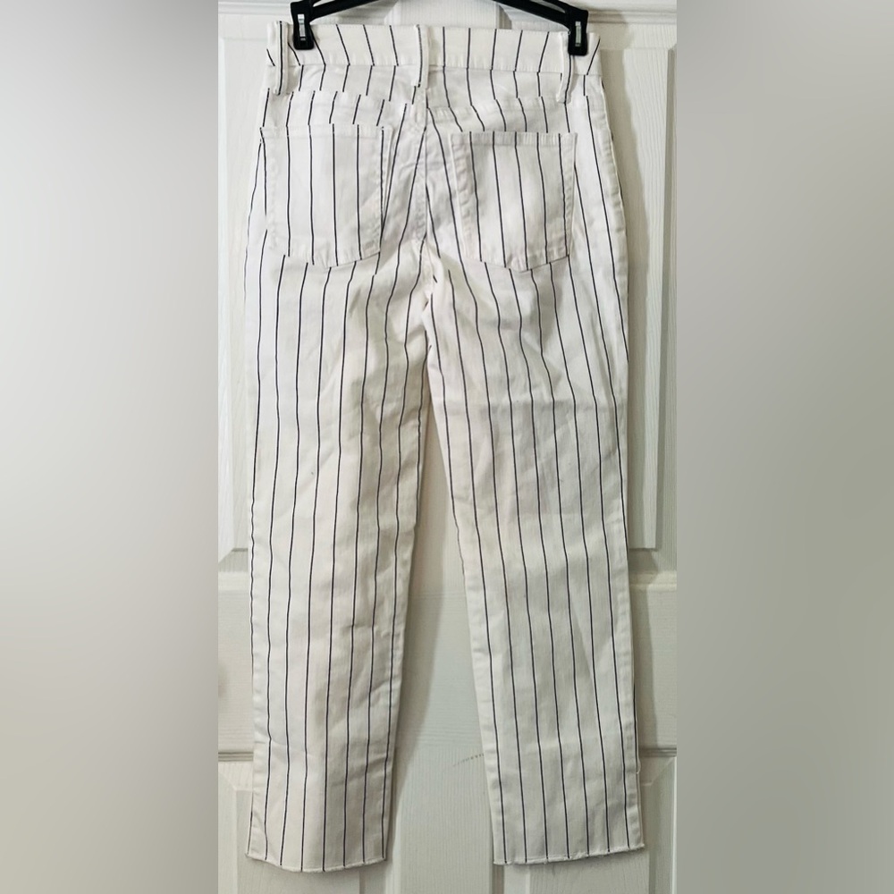 NWT Sincerely Jules Hi Rise Straight Crop White/Black Stripes Pants size 0/24 - Picture 2 of 5